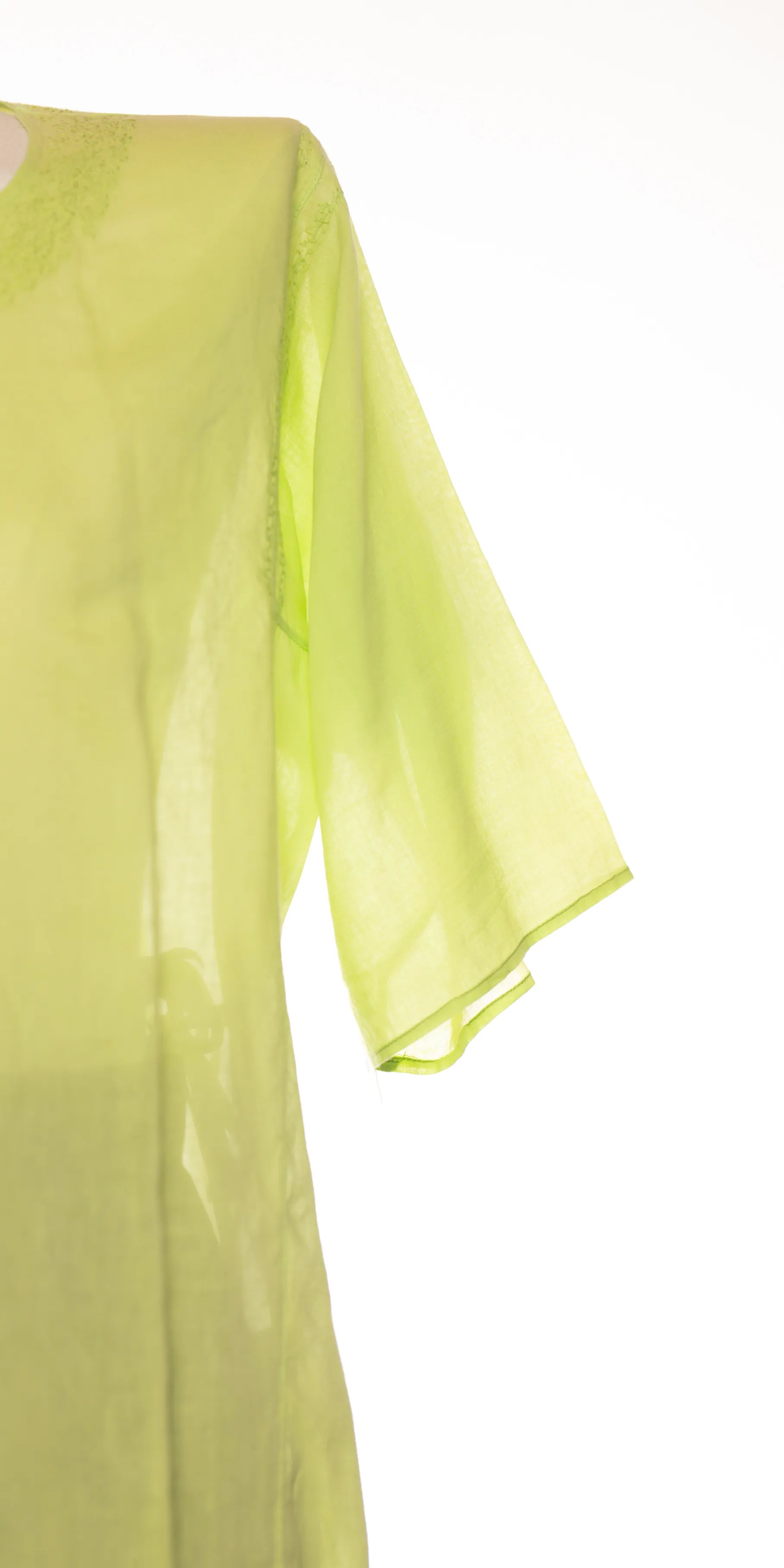Camasa vaporoasa din bumbac batist cu broderie - Rio Collection