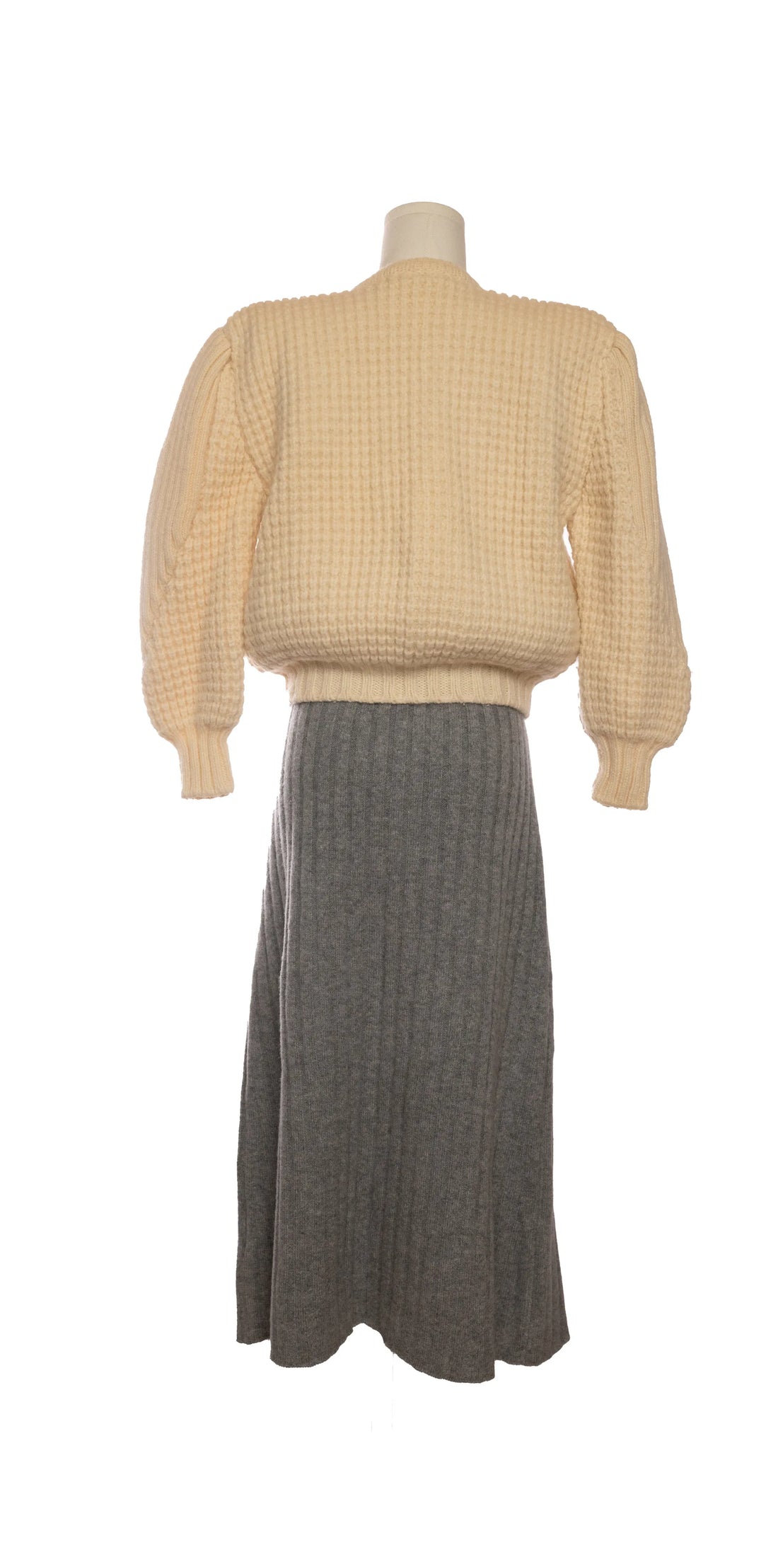 Cardigan cu umeri bufanti din lana