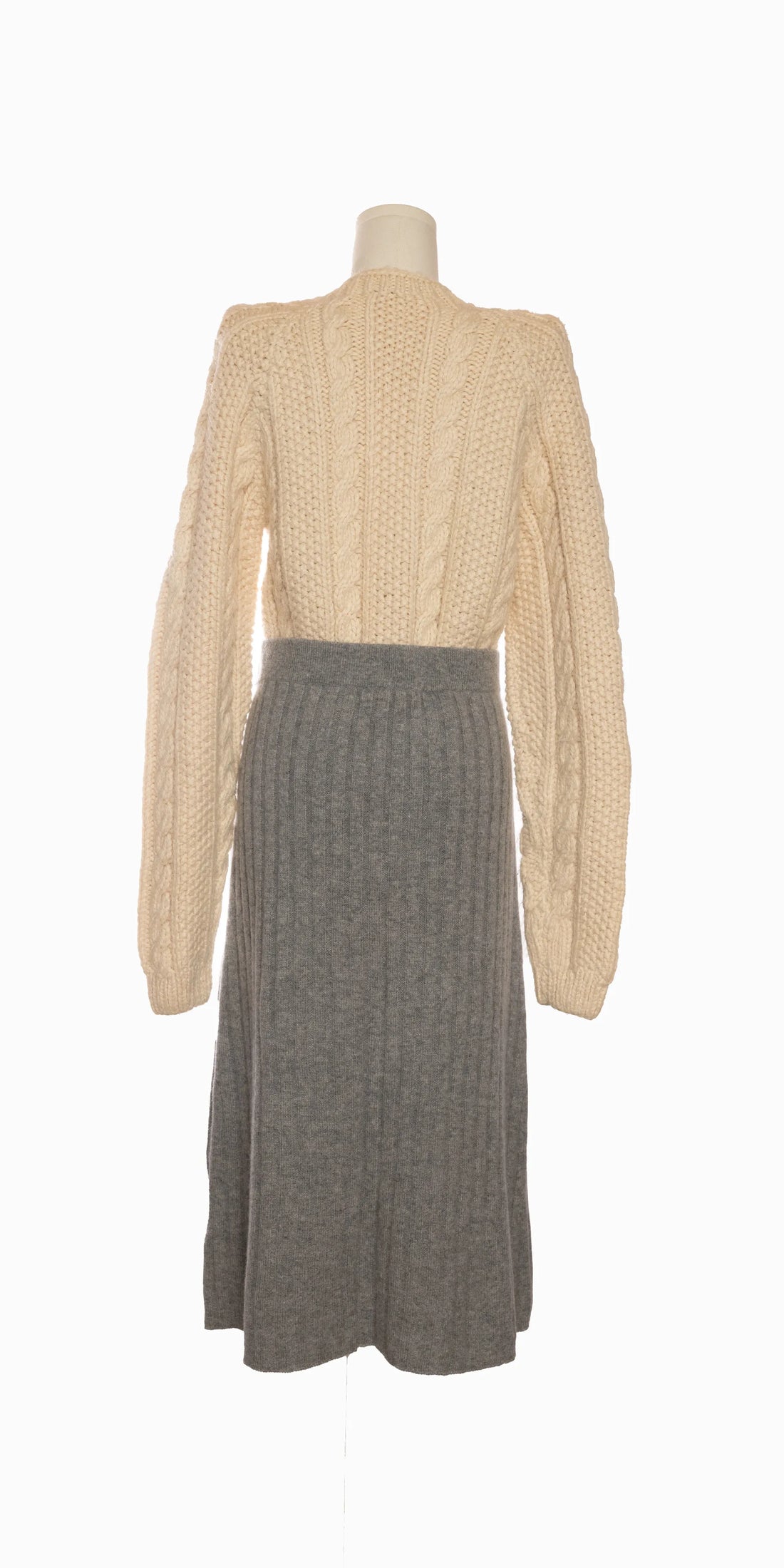 Pulover handmade din amestec de lana