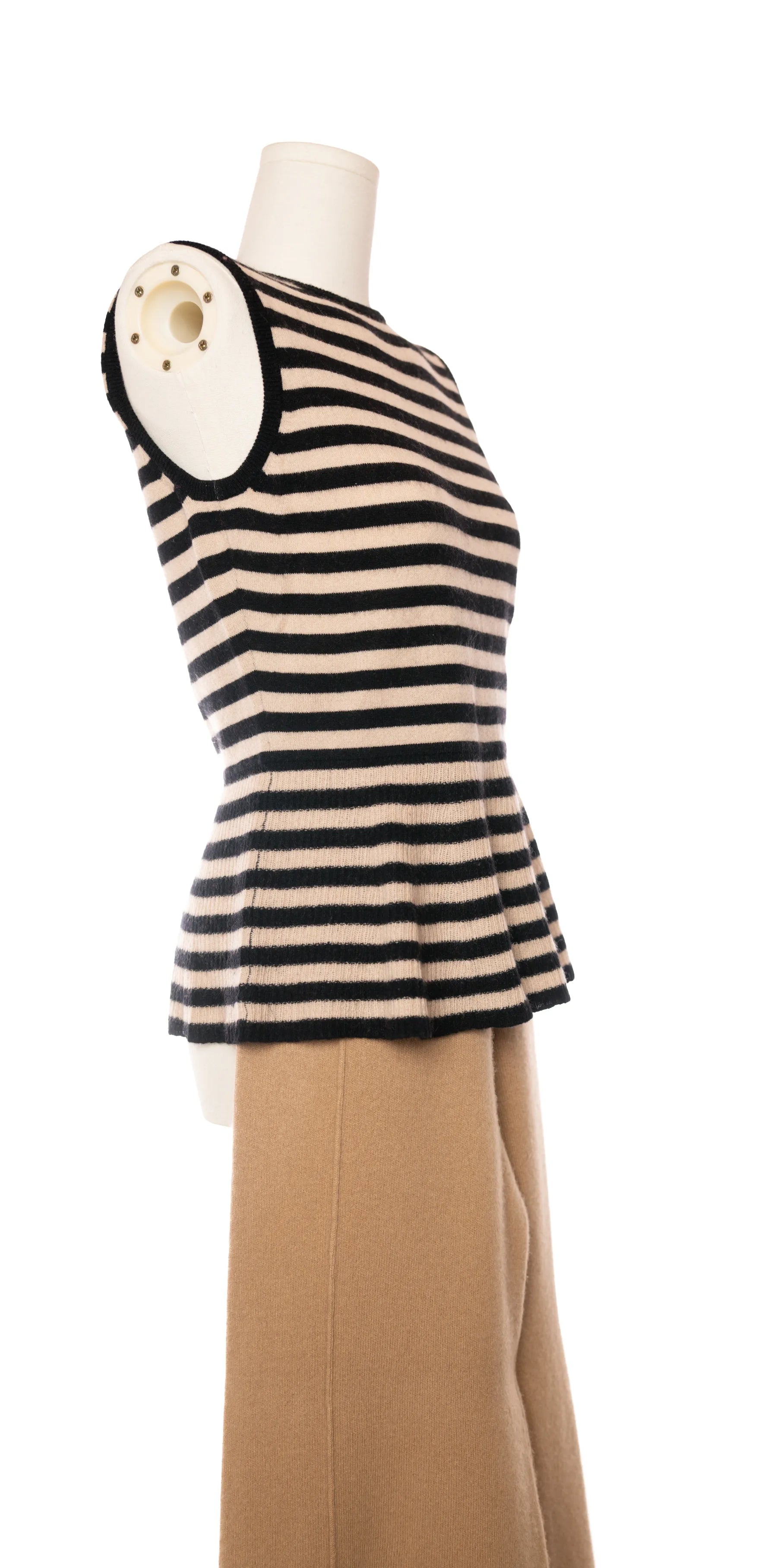 Bluza fara maneci din casmir cu nasturi decorativi - Autumn Cashmere