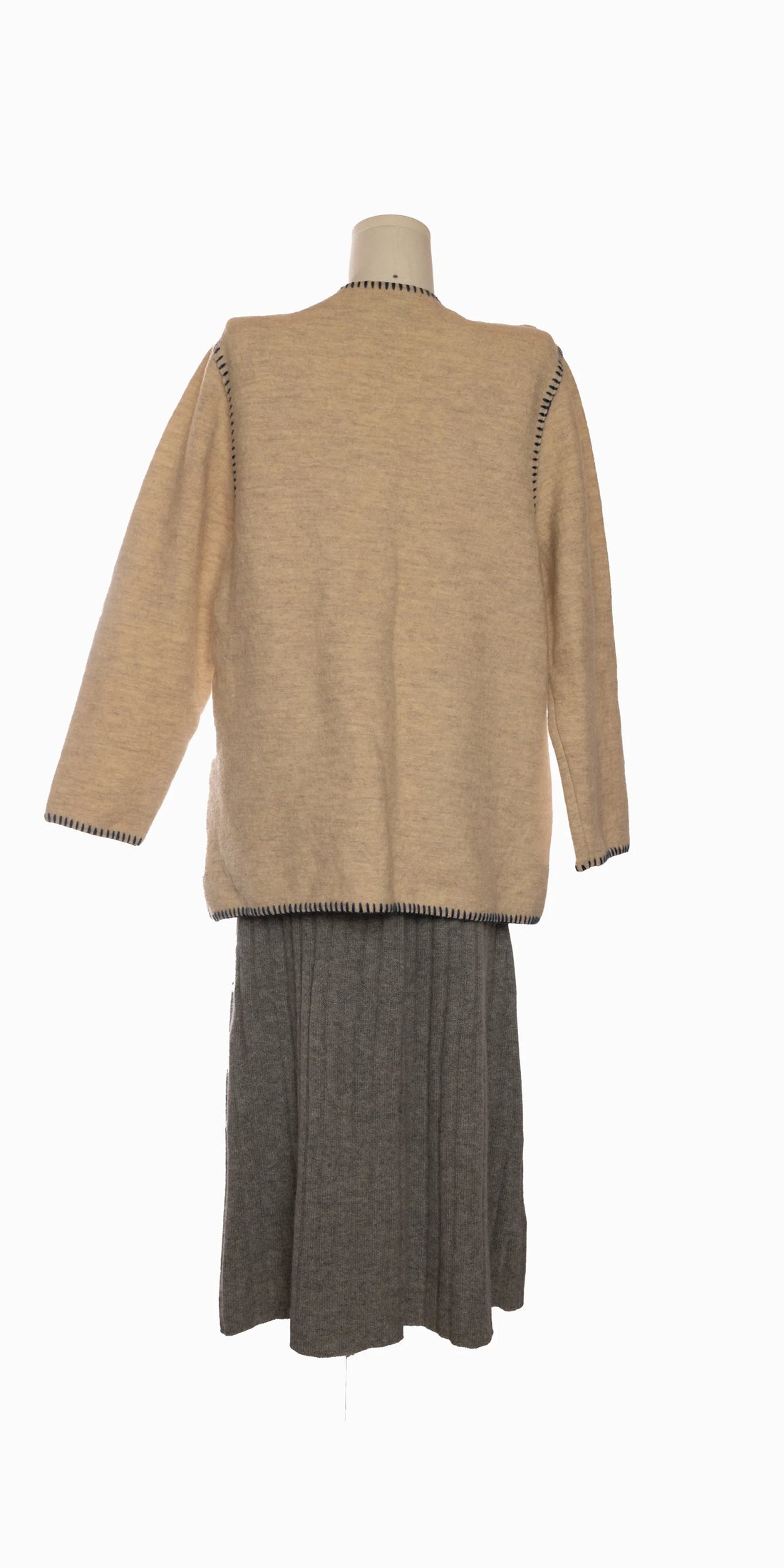 Cardigan din lana fiarta cu detalii