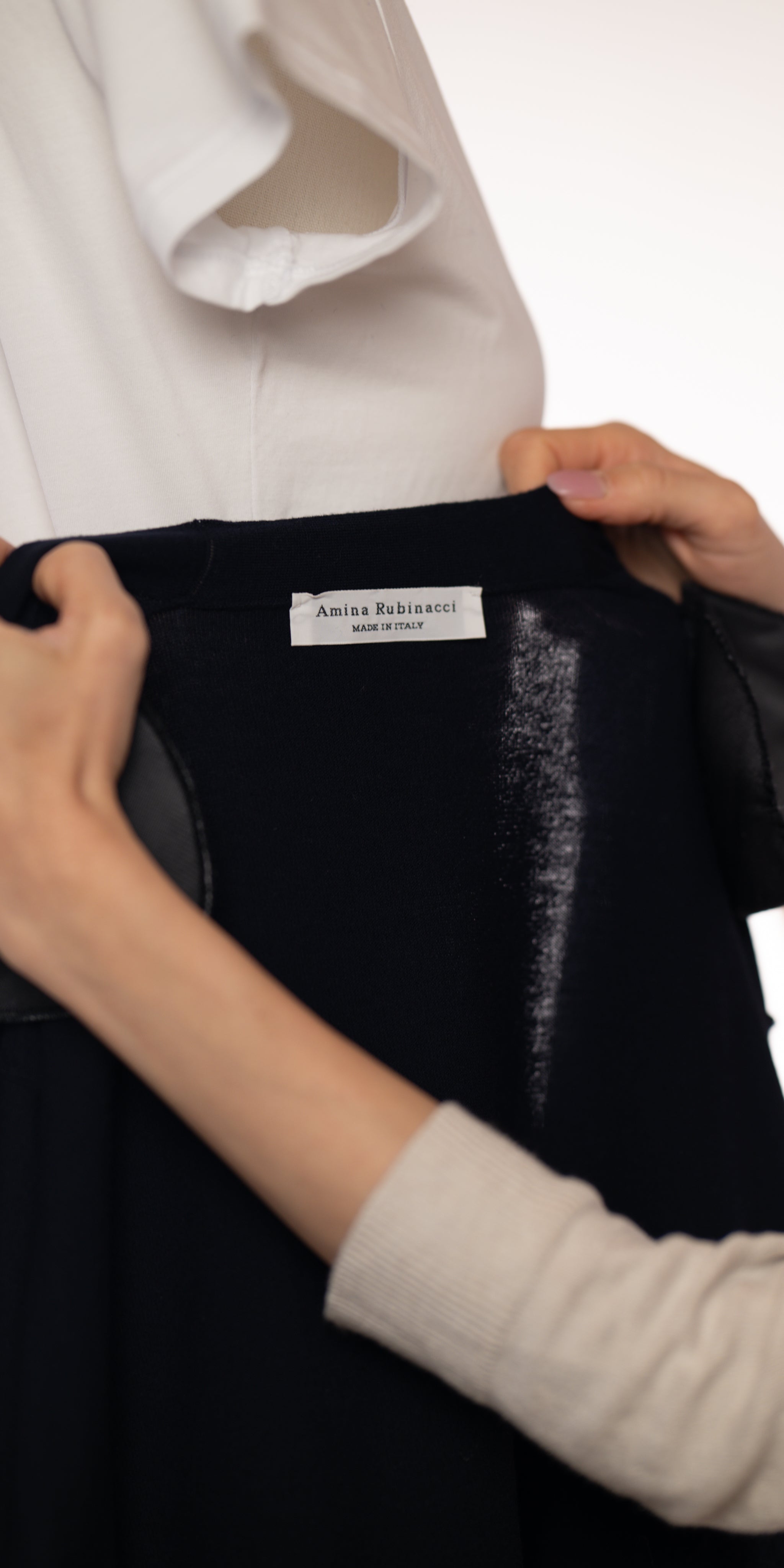 Cardigan luxury aerat din in tricotat- Amina Rubinacci