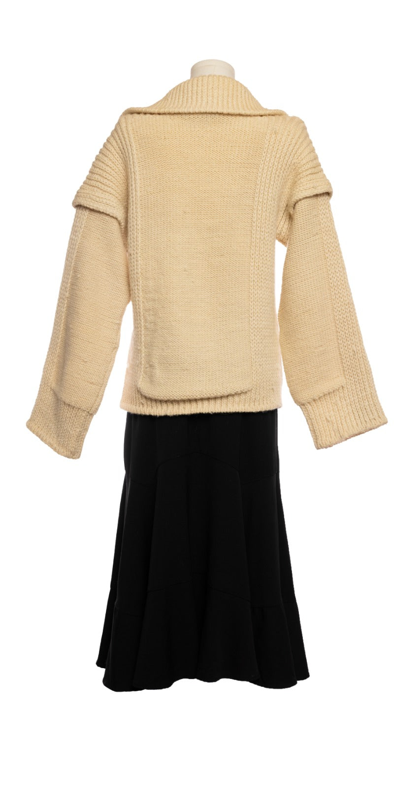 Cardigan din lână handmade
