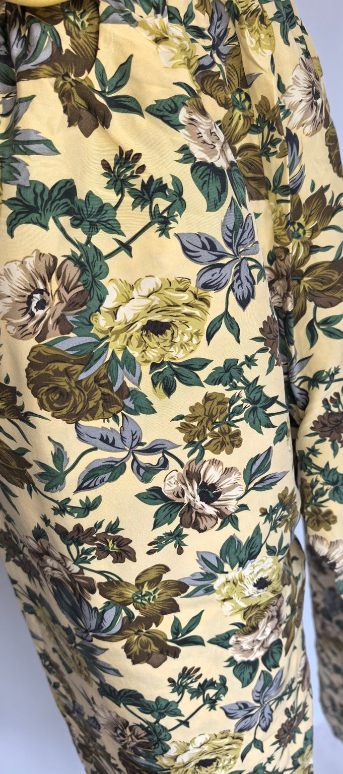Pantaloni din matase cu imprimeu floral