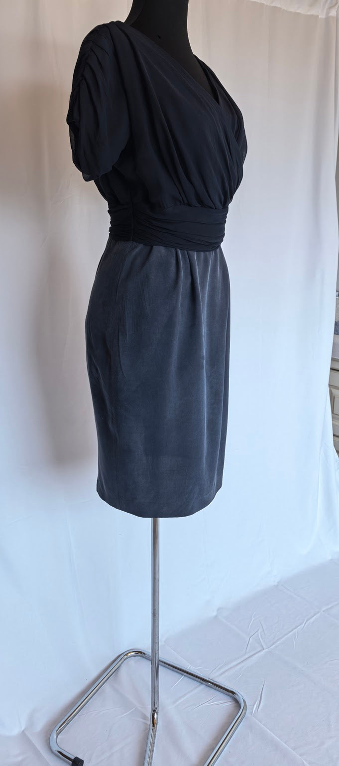 Rochie cu doua tipuri de matase