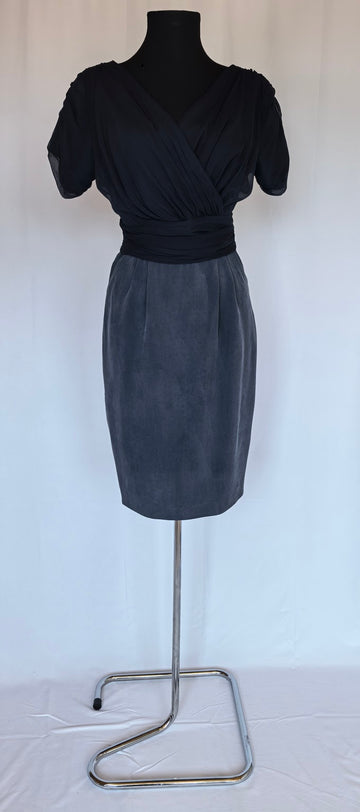 Rochie cu doua tipuri de matase