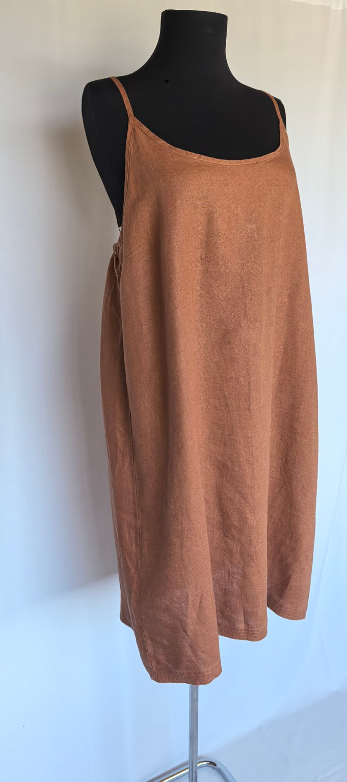 Rochie din in cu croi in A