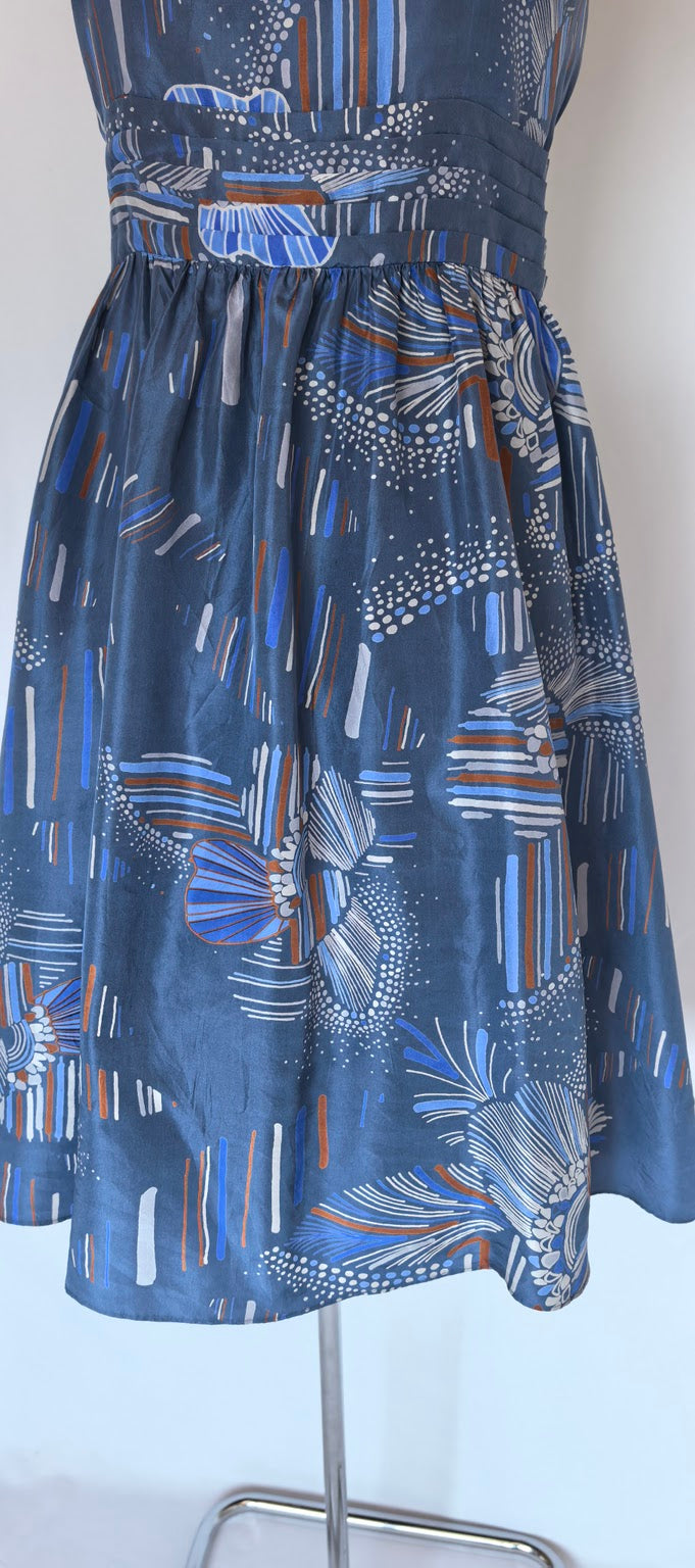 Rochie din matase cu tulle